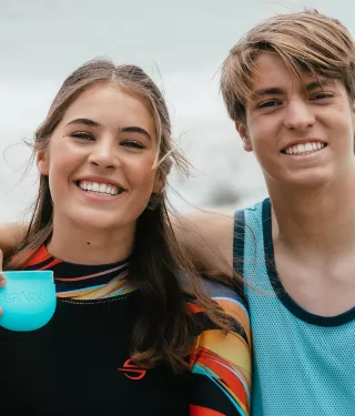 Teen surfing Clear Aligners banner
